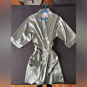David’s bridal robe NWT-dusty sage